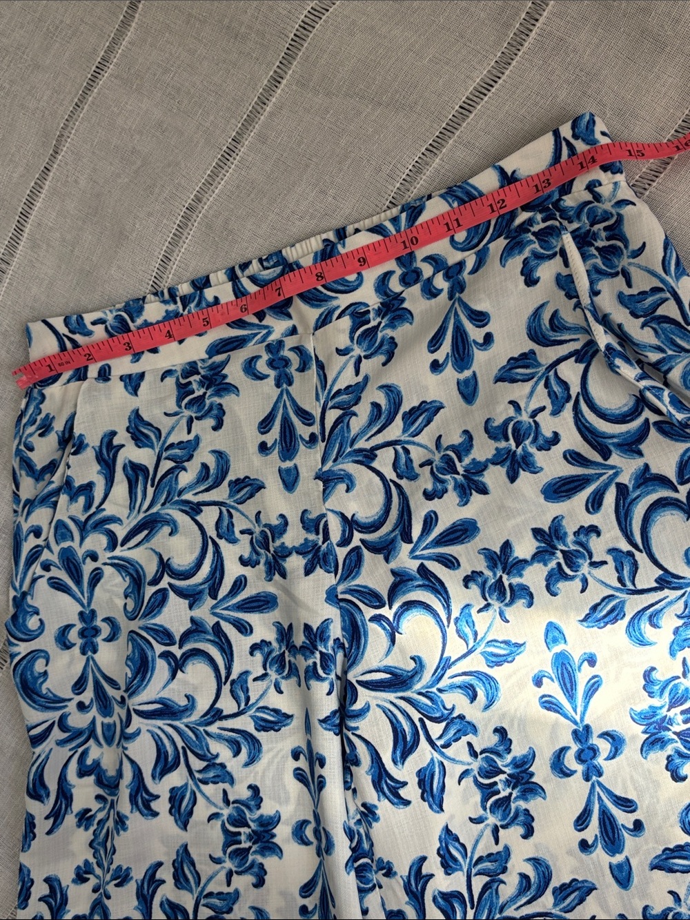 Bwear NWOT Blue & White Floral Print Wide-Leg Pants - Picture 11 of 13